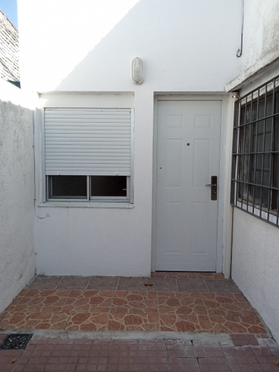 Apartamentos en Alquiler en A pocas cuadras de la terminal, San José de Mayo, San José