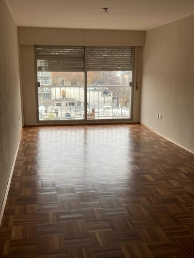 Apartamento en Alquiler en Parque Rodó, Montevideo