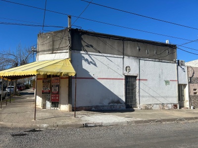 Local Comercial en Venta,  Alquiler en Fray Bentos, Río Negro
