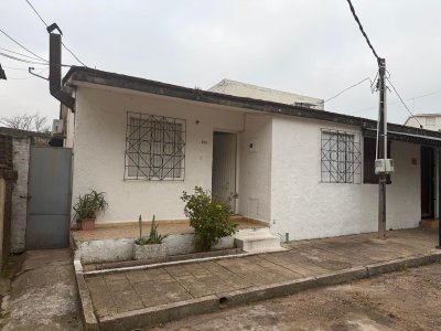 Casa en Venta en Fray Bentos, Río Negro