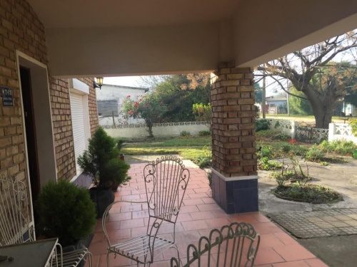 Casa en Venta en Empalme Olmos, Canelones