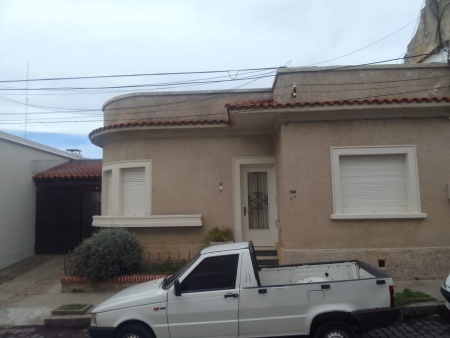Casas y Apartamentos en Alquiler en CENTRO, Mercedes, Soriano