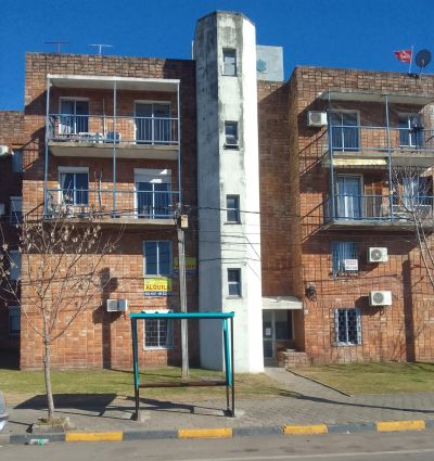 Casas y Apartamentos en Venta,  Alquiler en RAMBLA DE ACCESO, Mercedes, Soriano
