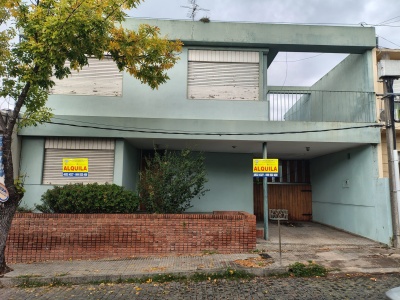Casas y Apartamentos en Venta,  Alquiler en CENTRO, Mercedes, Soriano