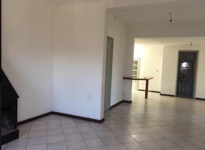Casas y Apartamentos en Alquiler en CENTRO, Mercedes, Soriano