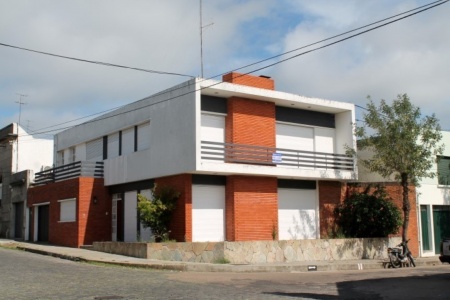 Casa en Venta en Centro/Rambla, Mercedes, Soriano