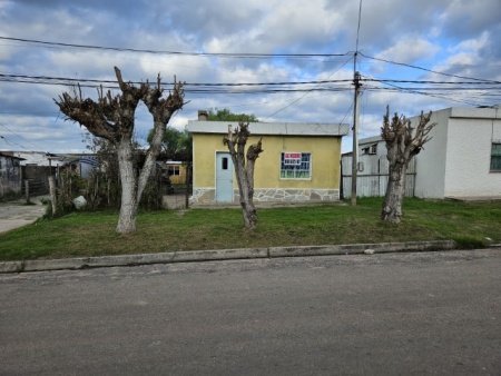 Casa en Venta en Barrio Artigas, Mercedes, Soriano