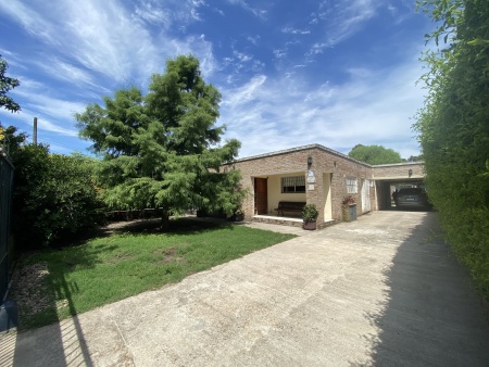 Casa en Venta en El Pinar, Ciudad de la Costa, Canelones