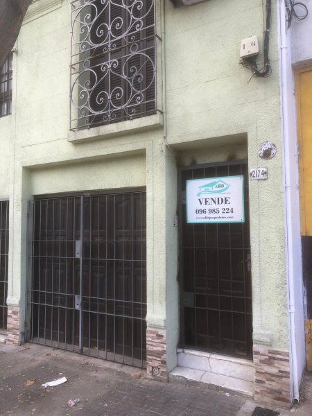Apartamento en Venta en La Comercial, Montevideo