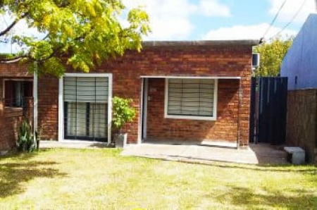 Casa en Venta en BARRIO TALLERES, Salto, Salto