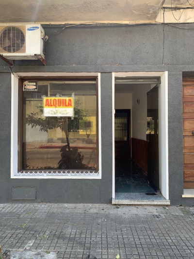 Locales Comerciales en Alquiler en Centro, Salto, Salto
