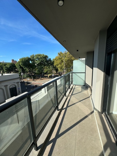 Apartamento en Alquiler en Centro, Salto, Salto