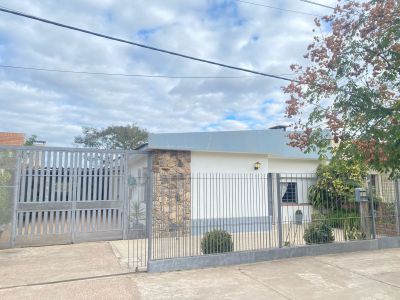 Casa en Venta en Salto, Salto