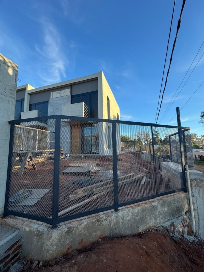 Casa en Venta,  Alquiler en Costanera Sur, Salto, Salto