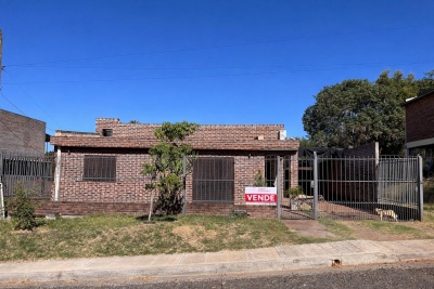 Casas en Venta en Federico Moreira, Salto, Salto