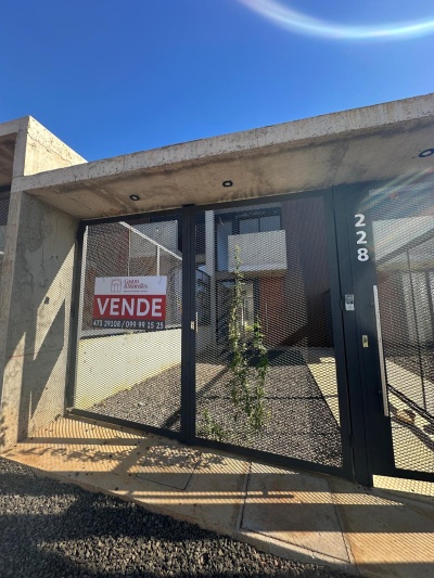 Casas en Venta en Costanera Sur, Salto, Salto