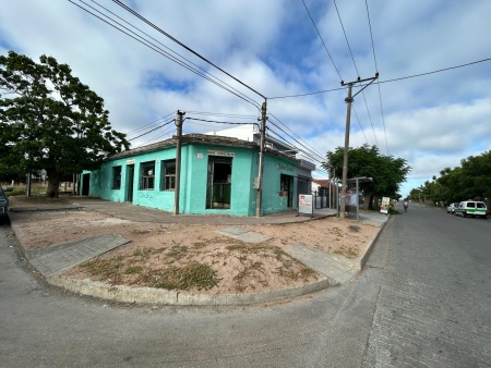 Locales Comerciales en Venta en La Paz, Canelones