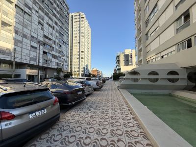 Apartamento en Venta en La Península, Punta del Este, Maldonado