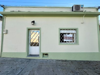 Casa en Alquiler en Mercedes, Soriano