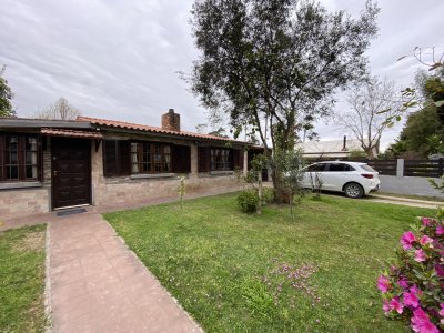 Casa en Venta en El Pinar, Ciudad de la Costa, Canelones