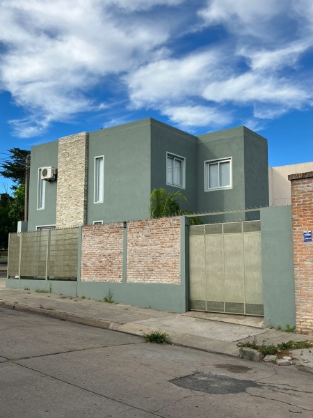 Casa en Venta en BARRIO OESTE, Mercedes, Soriano