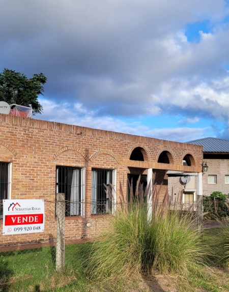 Casas en Venta en ARRAYANES PUEBLO, Mercedes, Soriano