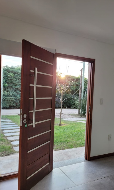 Casa en Venta,  Alquiler en  Altos Arrayanes Barrio Parque, Los Arrayanes, Soriano