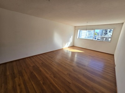 Apartamento en Alquiler en Cordón, Montevideo