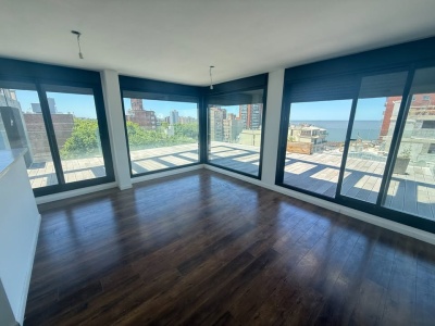 Apartamento en Alquiler en Centro, Montevideo