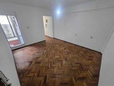 Apartamento en Alquiler en Ciudad Vieja, Montevideo