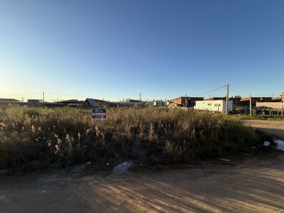 Terrenos en Venta en Salto, Salto