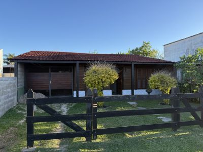 Casa en Venta en Salto, Salto