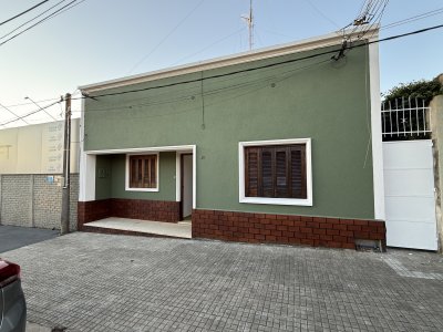 Casa en Alquiler en Salto, Salto