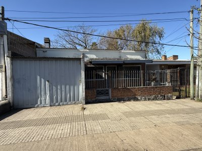 Casa en Venta en Salto, Salto