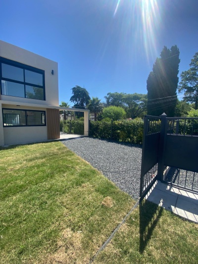 Casa en Venta en San José de Carrasco, Ciudad de la Costa, Canelones