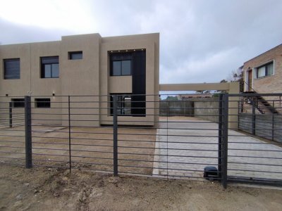 Casa en Venta en Parque Carrasco, Ciudad de la Costa, Canelones