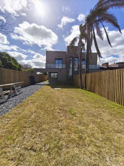Casa en Venta en Shangrilá, Ciudad de la Costa, Canelones