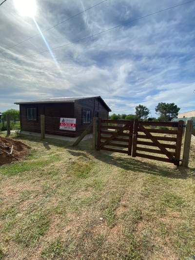 Casa en Alquiler en El Pinar, Ciudad de la Costa, Canelones