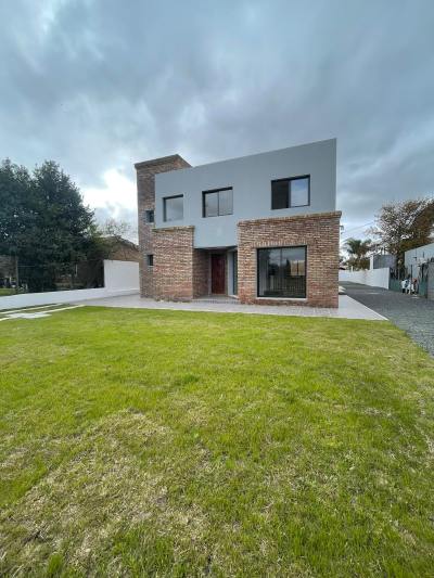 Casa en Venta en Lomas de Solymar, Ciudad de la Costa, Canelones