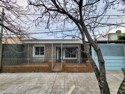 Casas en Alquiler en Centro, Salto, Salto