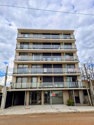 Apartamento en Alquiler en Centro, Salto, Salto