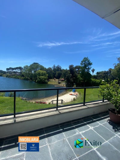 Apartamento en Venta,  Alquiler en Aeropuerto Internacional De Carrasco, Canelones