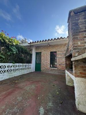 Casa en Alquiler en San José de Carrasco, Ciudad de la Costa, Canelones