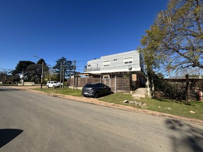 Casa en Alquiler en Shangrilá, Ciudad de la Costa, Canelones