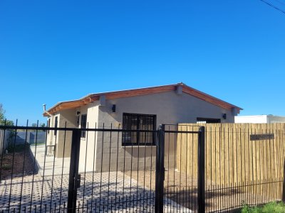 Casa en Alquiler en Lagomar, Ciudad de la Costa, Canelones