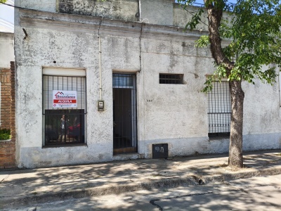 Casa en Alquiler en CENTRO, San José de Mayo, San José
