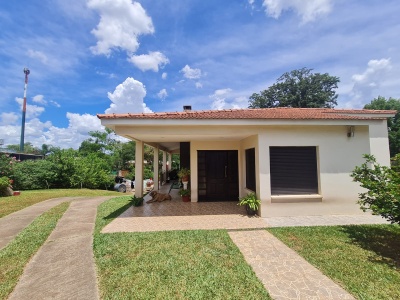 Casa en Venta en Salto, Salto