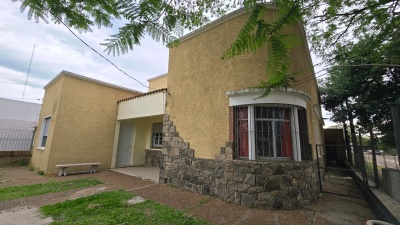 Casa en Venta,  Alquiler en Salto, Salto
