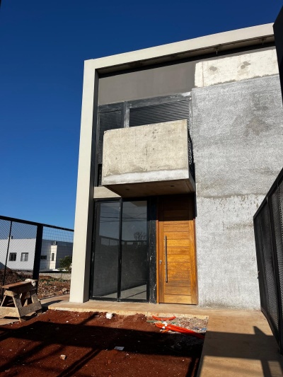 Casa en Venta,  Alquiler en Salto, Salto