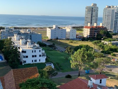 Apartamento en Venta en Aidy Grill, Punta del Este, Maldonado